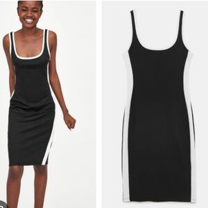 Black and White Sleeveless Dress